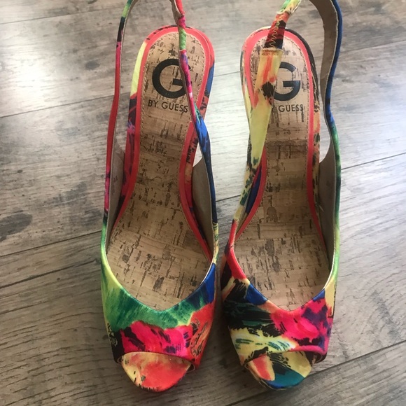 GUESS Peep-Toe Sling- Back Muti Colored Heels - Picture 11 of 14
